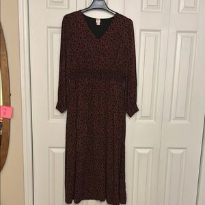 Elegant Leopard Print Dress